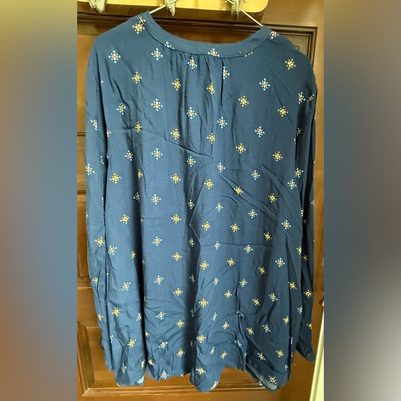 Old Navy Women’s plus size 3x top - Picture 2 of 12
